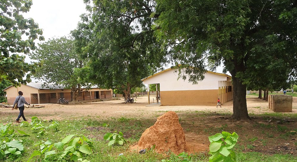 Skolen der vi startet å gå