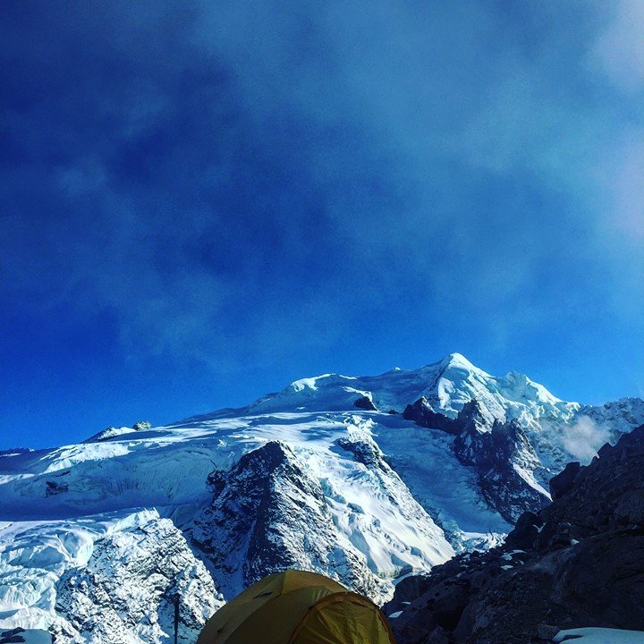 30710515_2043377175704950_61311769773835