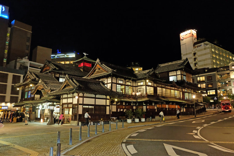 ShikokuHenro_Day29_13_Dogo_Onsen.jpg