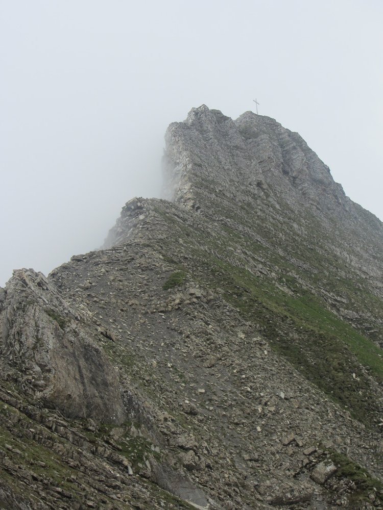 Går man via Hinter Grauspitz,   må man ned denne ryggen