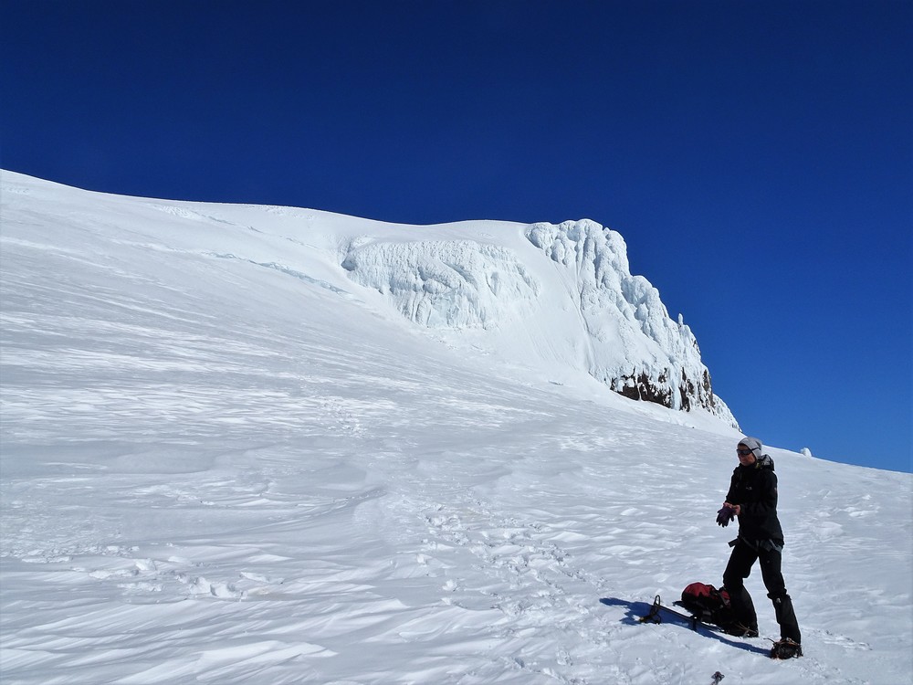 På tide med stegjern og tau opp sprekkepartiet