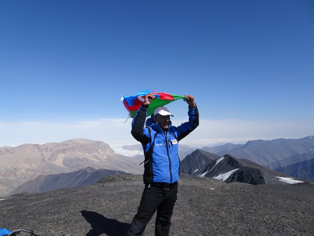 Feiring med Aserbajdsjansk flagg