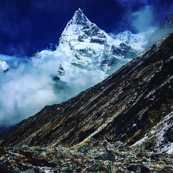 30738693_2041993742509960_91136832149745