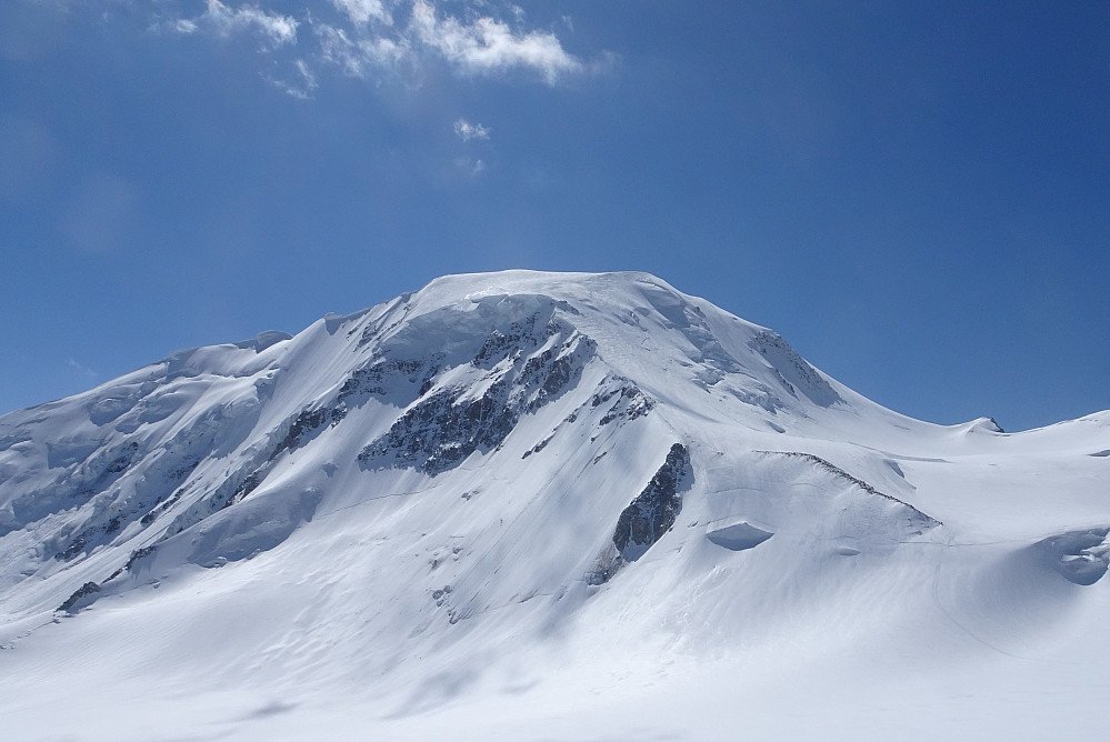 Noen timer senere så toppen slik ut
