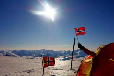 post-14504-0-24126700-1431810869_thumb.j