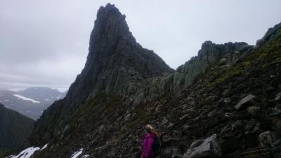 post-10858-0-31847800-1443378369_thumb.j