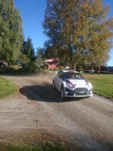 post-14911-0-95760600-1443385880_thumb.j