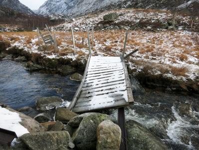 post-13206-0-34725900-1385313191_thumb.j