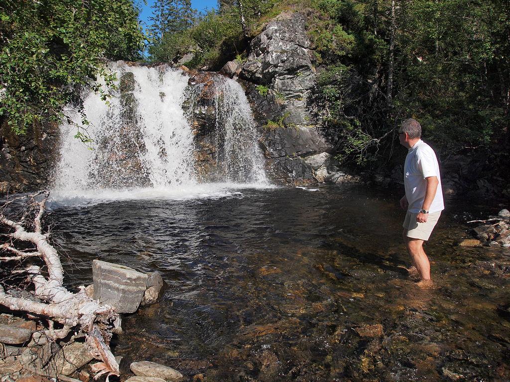 Joengfossen (P8160742).JPG