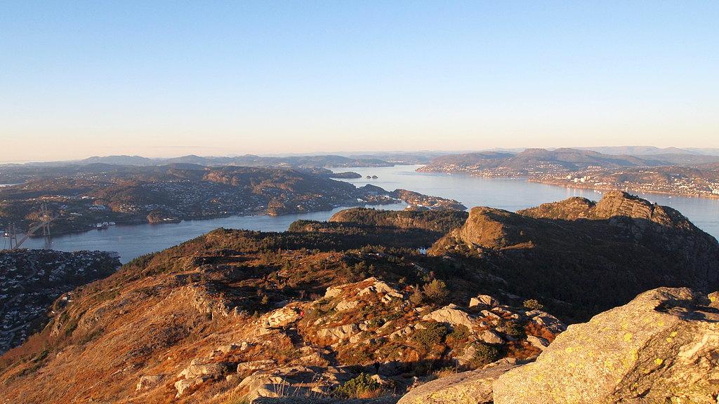 Fra Lyderhorn (PA110845).JPG