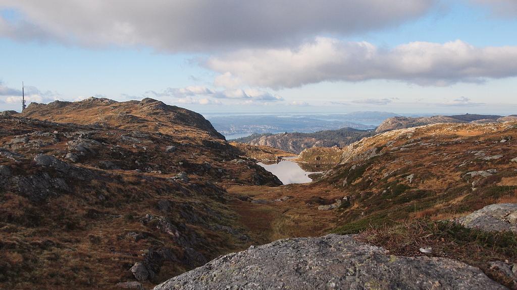 Skomakervatnet (PA120850).JPG