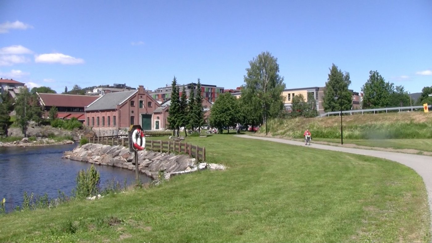 kongsberg.thumb.jpg.293d26a67aa0f46bb3e9d65feeb4736b.jpg