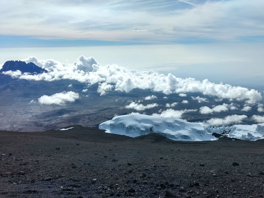 722257505_KiboMawenziGlacier(IMG_20190123_083912288_HDR).jpg.f378e050ef7ece79fb2d6276b5d3f6f6.jpg