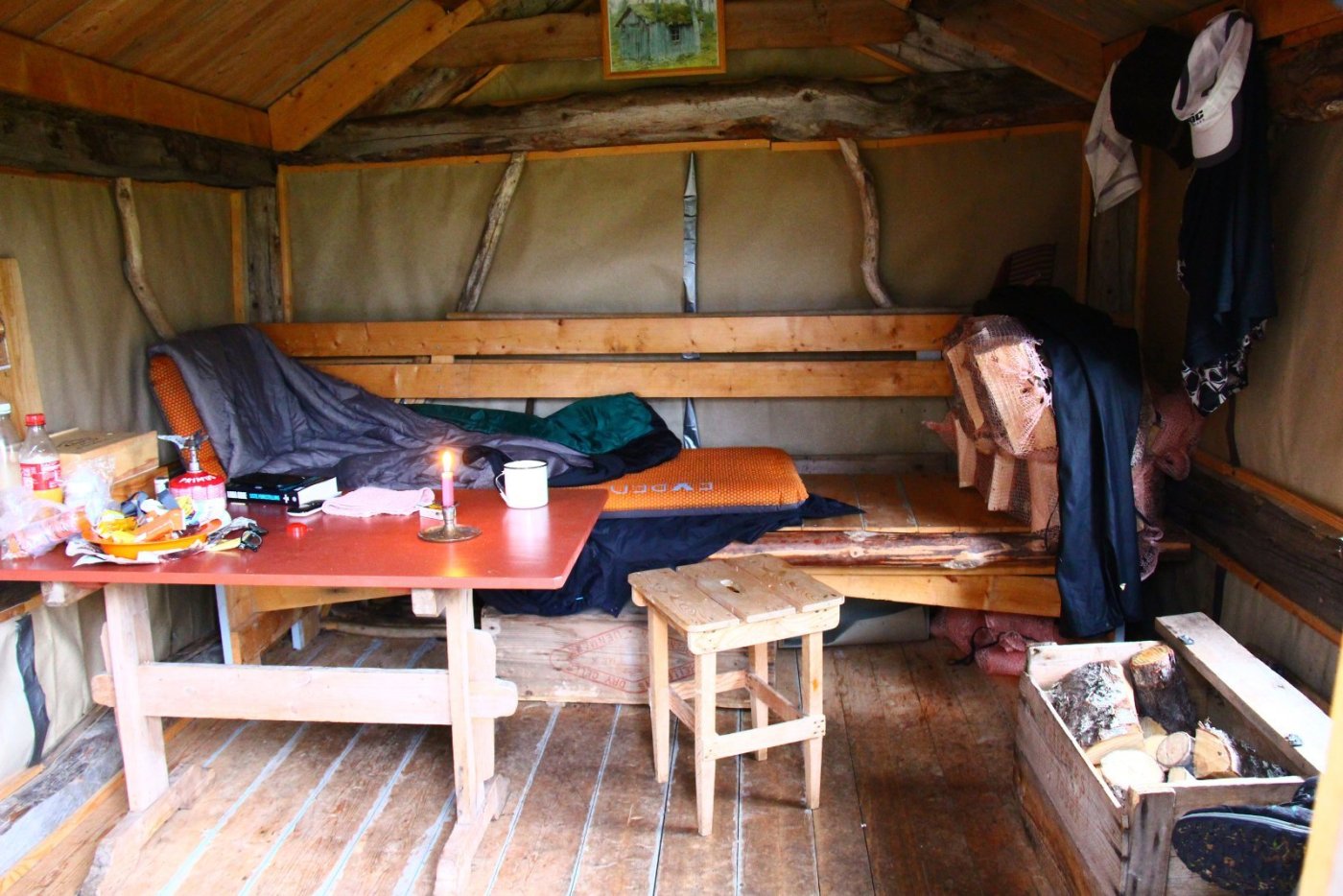 Løvnesbua inne 2 copy.jpg